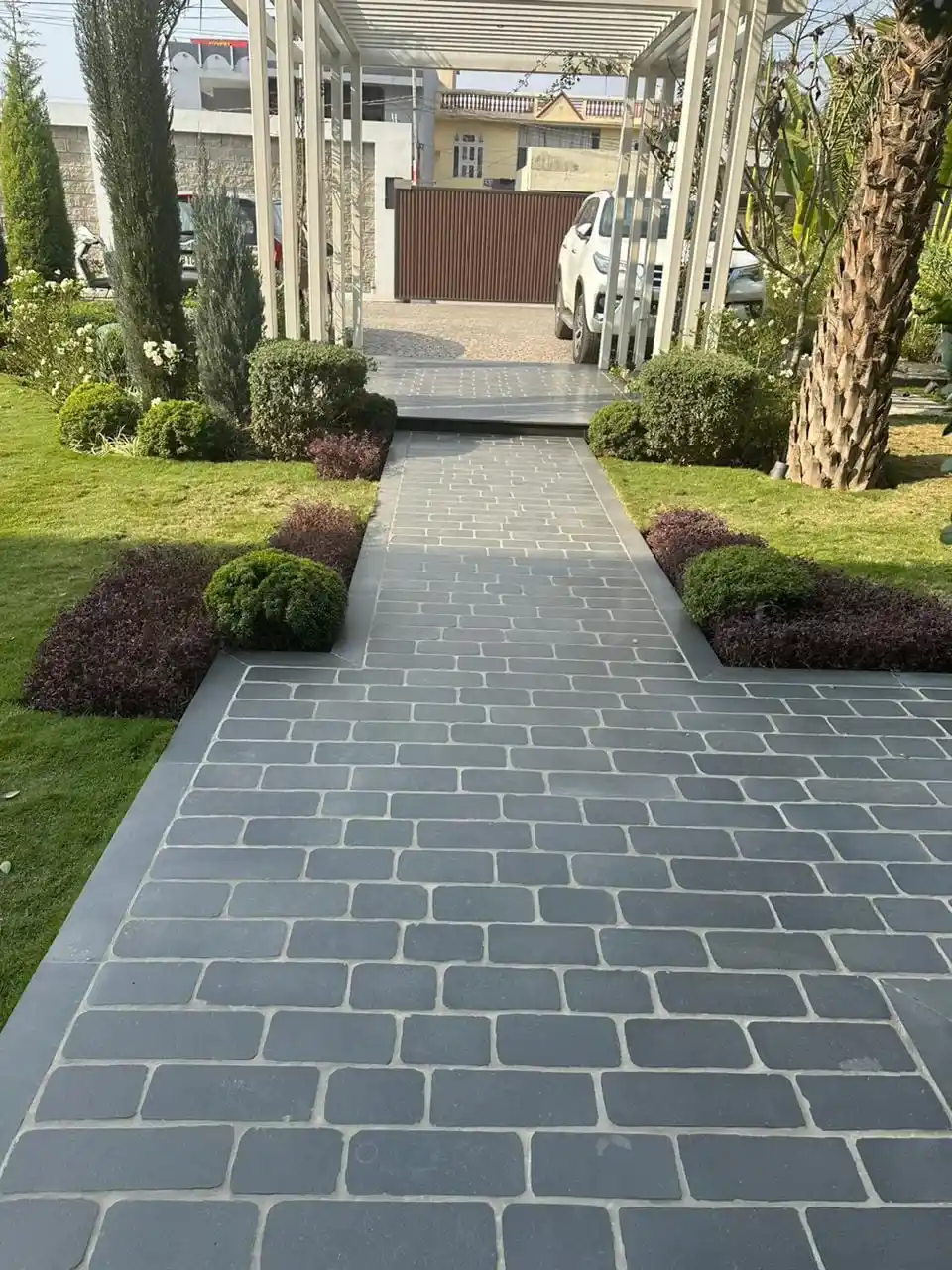 Best Stones For Parking Area project by Stone World