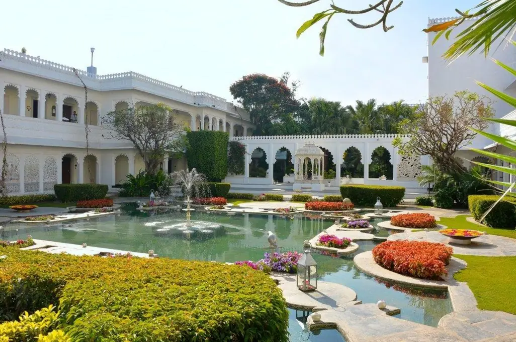 Natural Stone Water Fountain project by Stone World