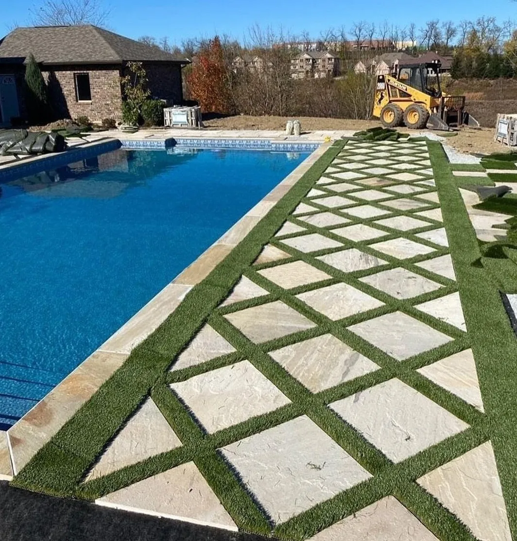 Natural stone swimming pool deck design ideas